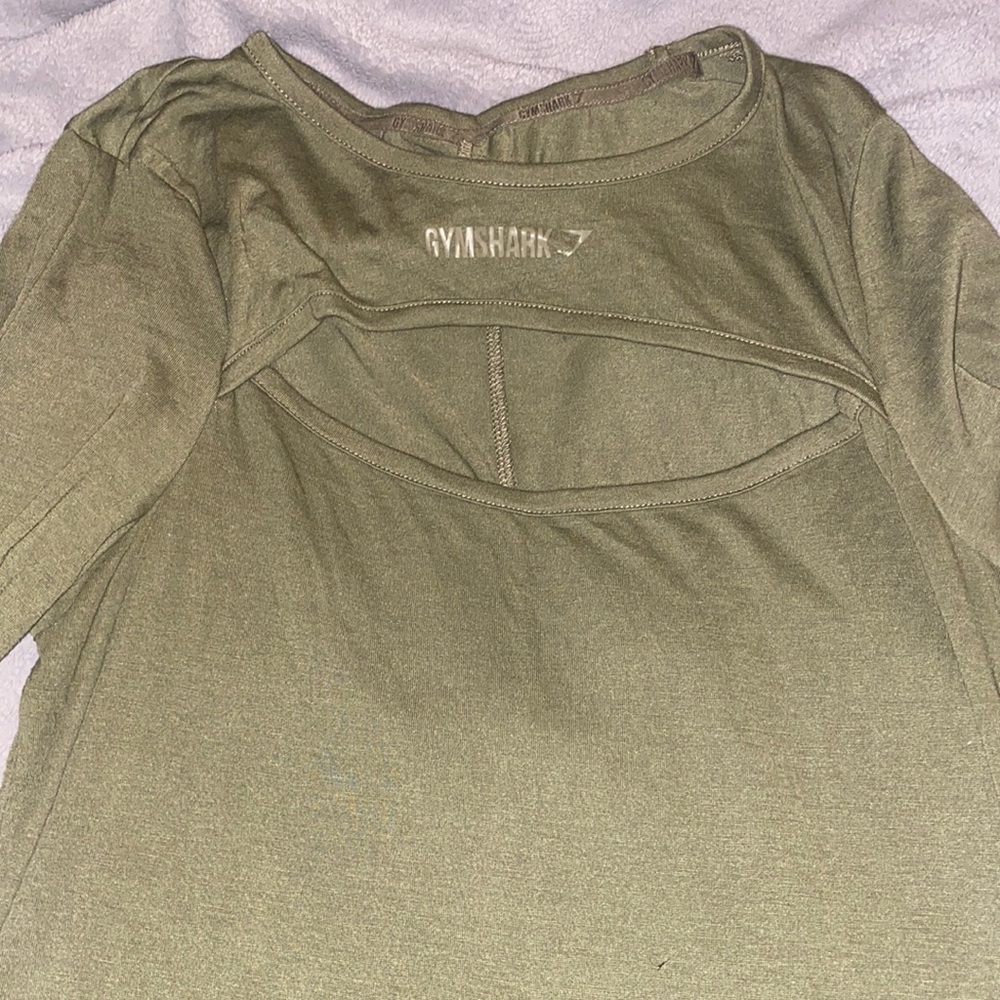 Gymshark shirt with thumb holes and elbow vents